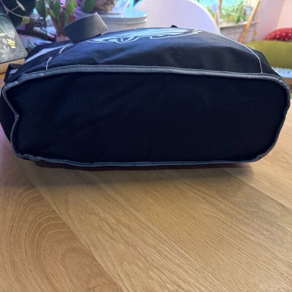 Philadelphia Eagles Double Handle Zippered Insulated Tote Bag, Black - Picture 10 of 11